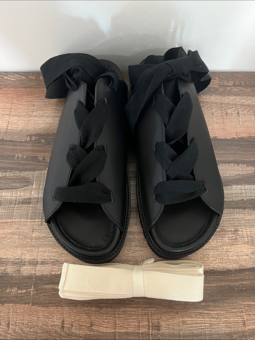 Black Women’s Platform Open-Toe Sandals with Wide Straps
